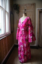 Load image into Gallery viewer, Vintage 1970s bold maxi dress pink - balloon sleeve - abstract print
