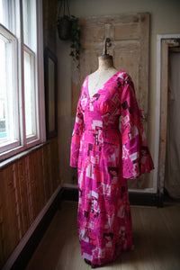 Vintage 1970s bold maxi dress pink - balloon sleeve - abstract print