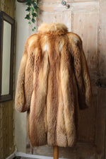 Load image into Gallery viewer, Real 1970s Fur Red Fox Vintage Luxury Coat Furry Jacket Coat Medium
