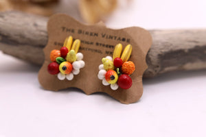 Vintage 1940s Fruit novelty bead Clip-on earrings costume jewellery