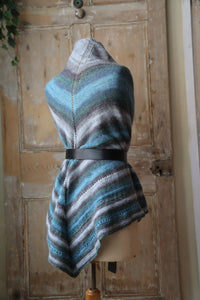 Vintage 1970s Crochet Wool Shawl – Blue Grey Striped Wrap – Boho Knit