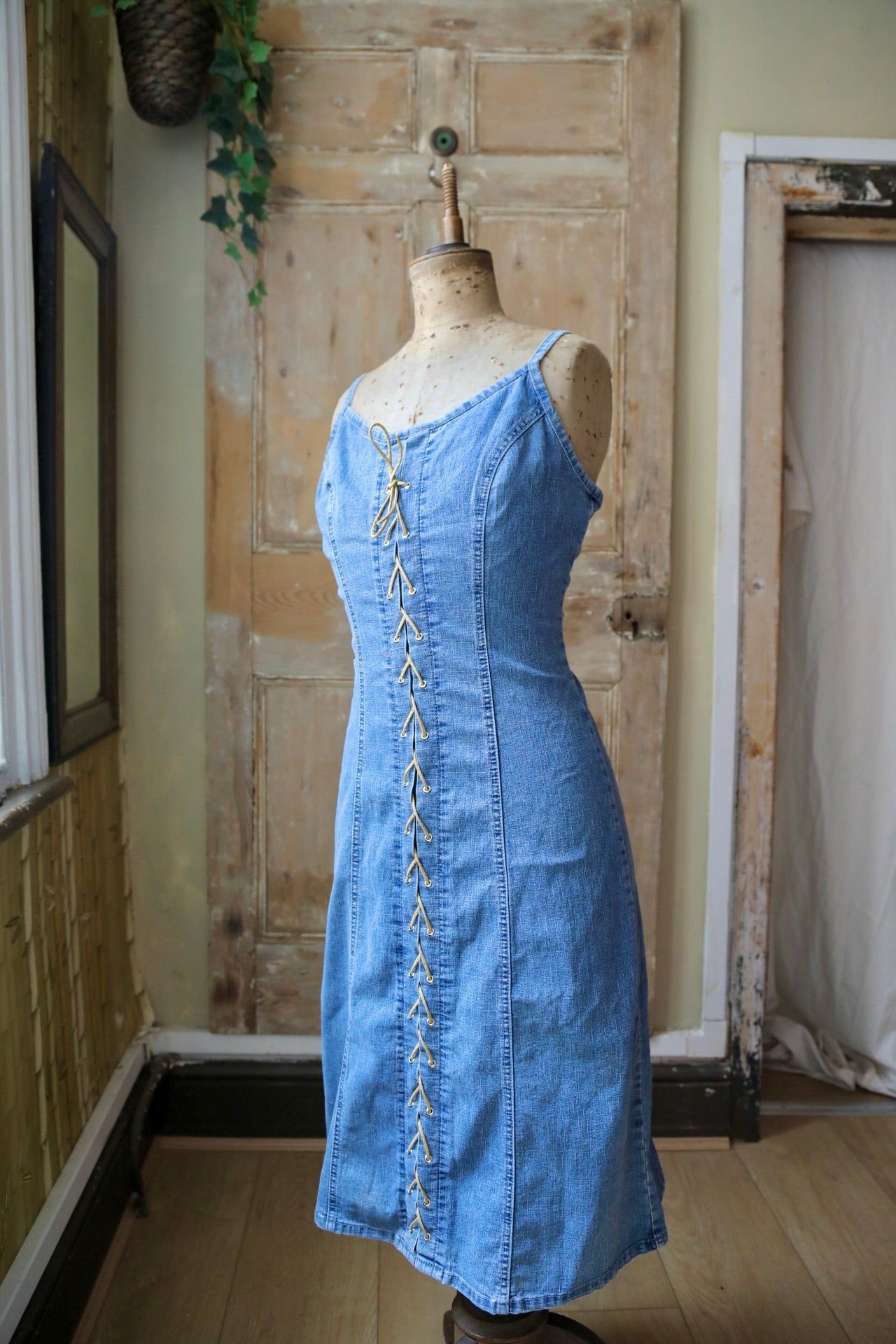 Vintage Y2K denim dress - western body con - lace front - UK 12