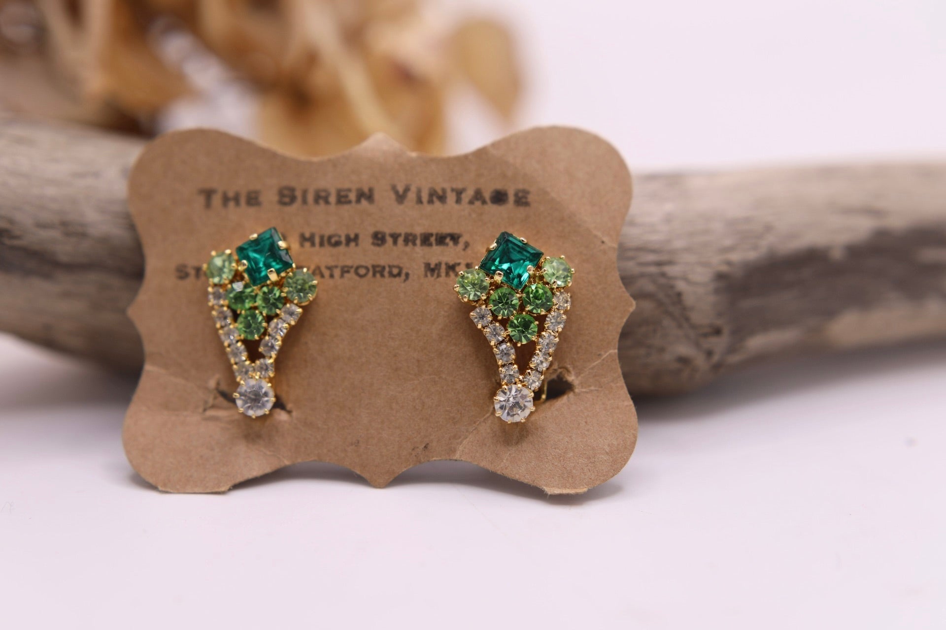 Vintage 1950s rhinestone green gold tone clip on earrings costume jewellery