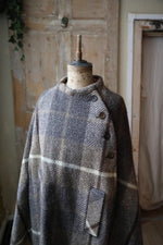 Load image into Gallery viewer, Vintage 1960s Wool Cape – Jimmy Hourihan – Irish Tweed – Old money
