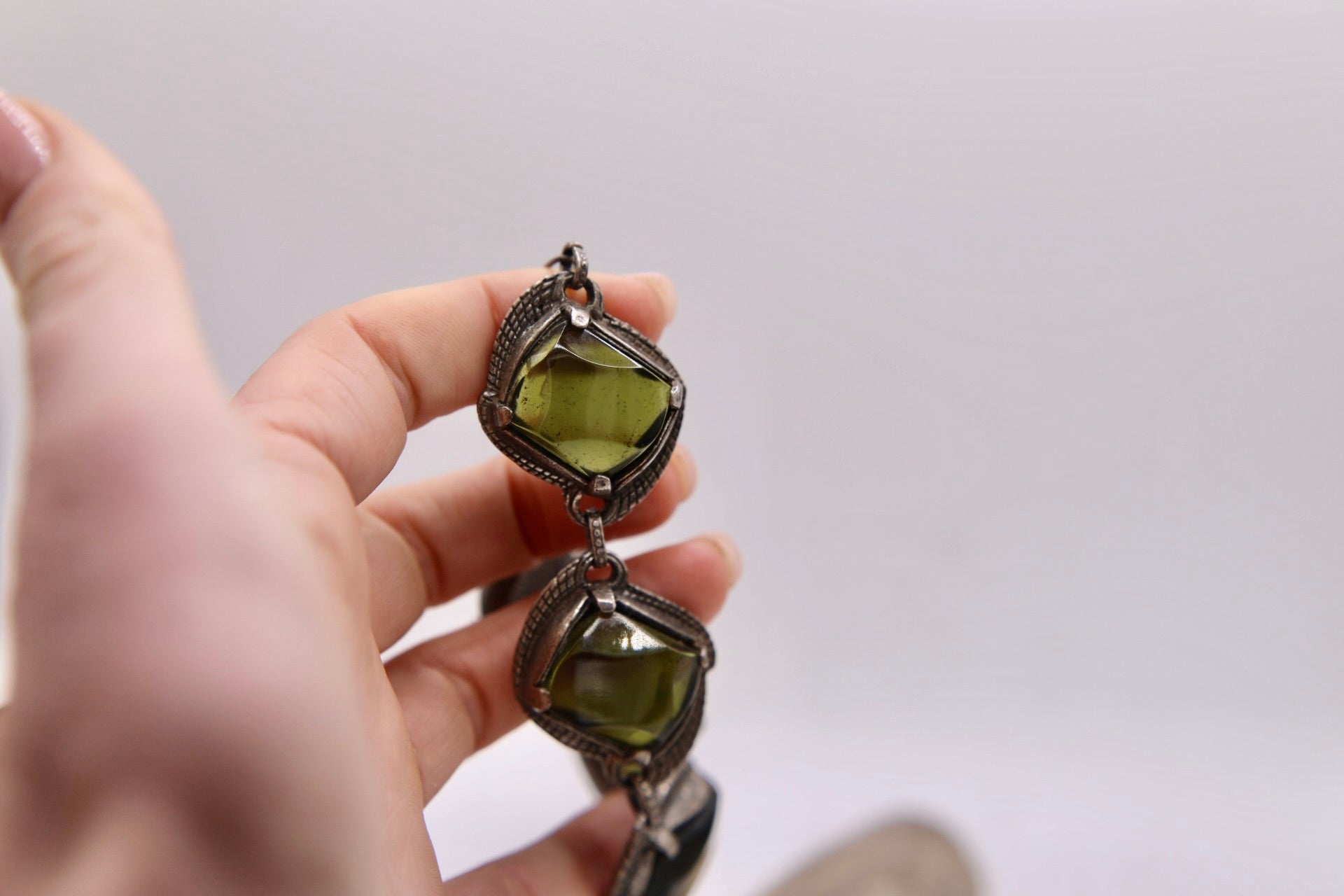 Vintage 1960s statement silver tone green glass bracelet