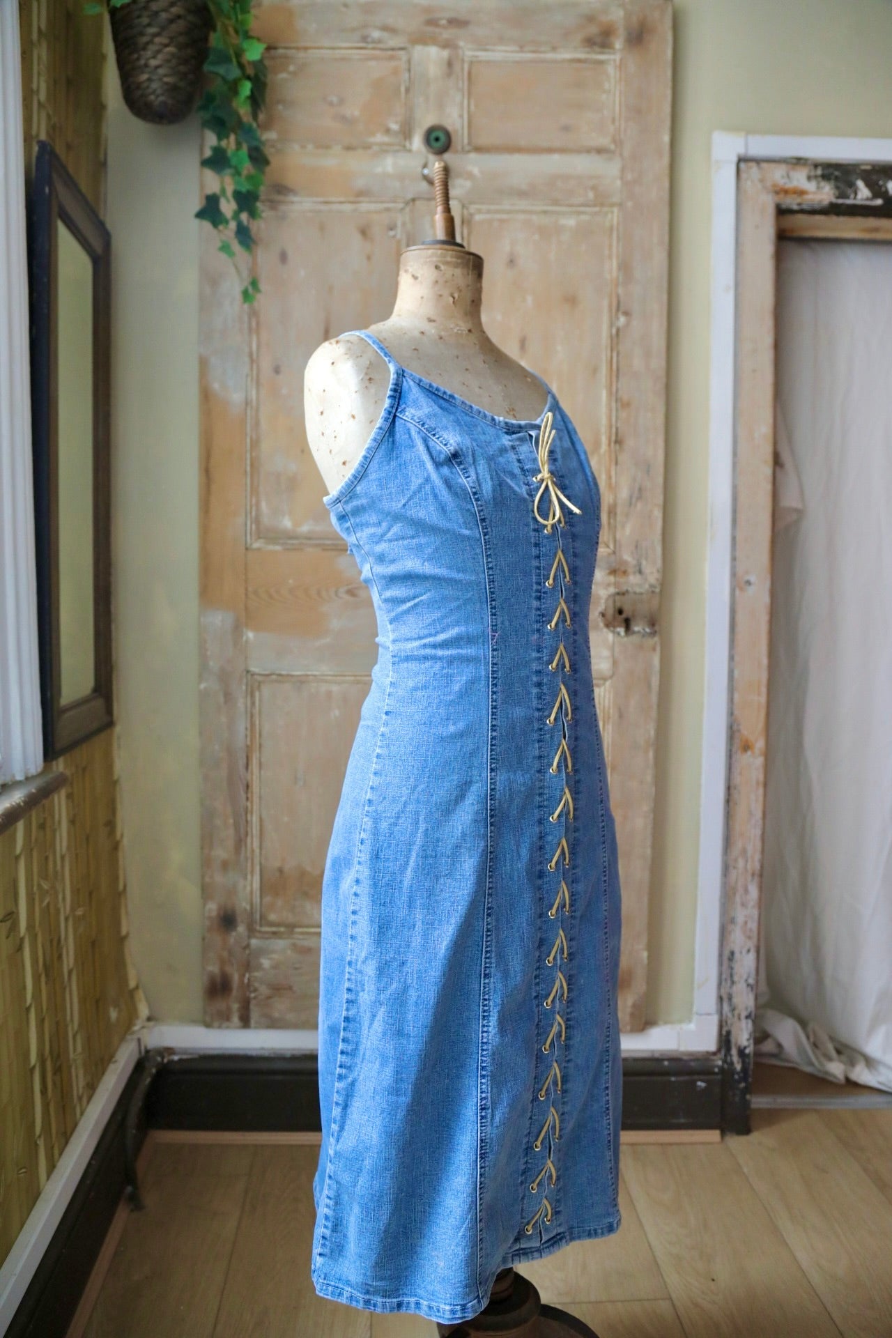 Vintage Y2K denim dress - western body con - lace front - UK 12