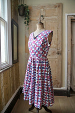 Load image into Gallery viewer, Vintage 1950s cotton floral print day dress by Continentals uk 12 - 100% cotton
