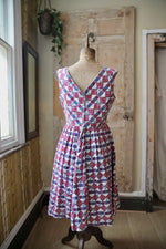 Load image into Gallery viewer, Vintage 1950s cotton floral print day dress by Continentals uk 12 - 100% cotton
