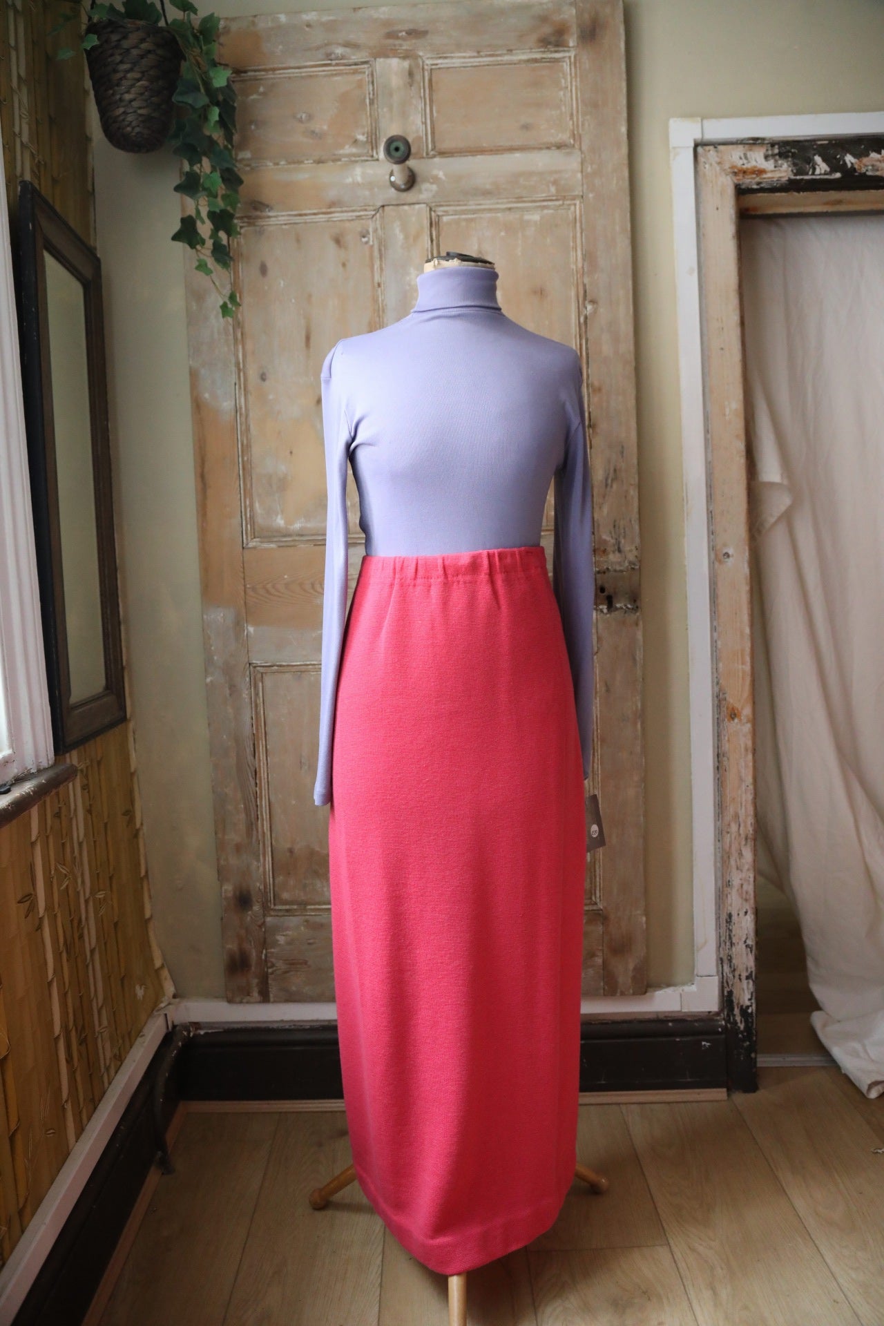 Vintage 1970s Wool Mix Maxi Skirt – Pink – Long Retro A-Line Skirt