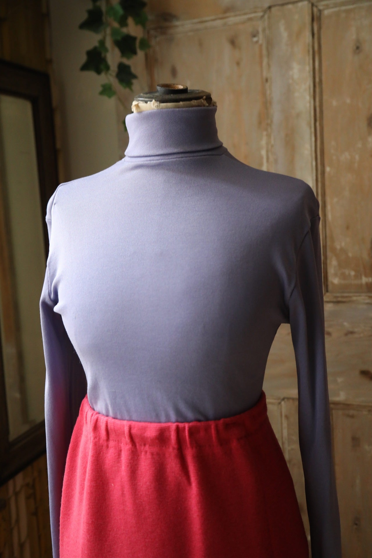 Vintage 1970s Roll Neck Sweater – Purple Lilac – UK 12 Retro lycra