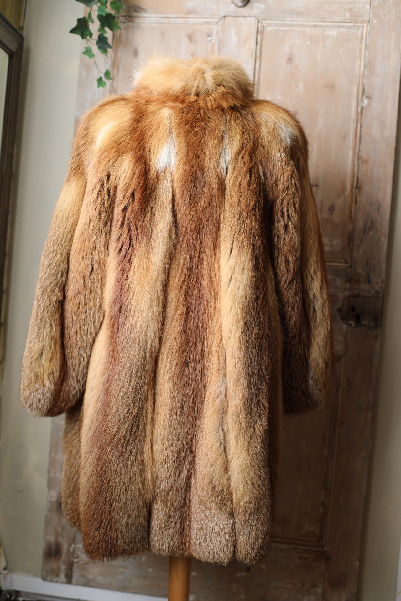 Real 1970s Fur Red Fox Vintage Luxury Coat Furry Jacket Coat Medium