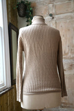 Load image into Gallery viewer, Vintage Viyella 100% wool turtle neck jumper - Beige - Ribbed - UK12
