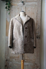 Load image into Gallery viewer, Vintage 1970s sheepskin and leather cropped coat - Smith and sons - England made
