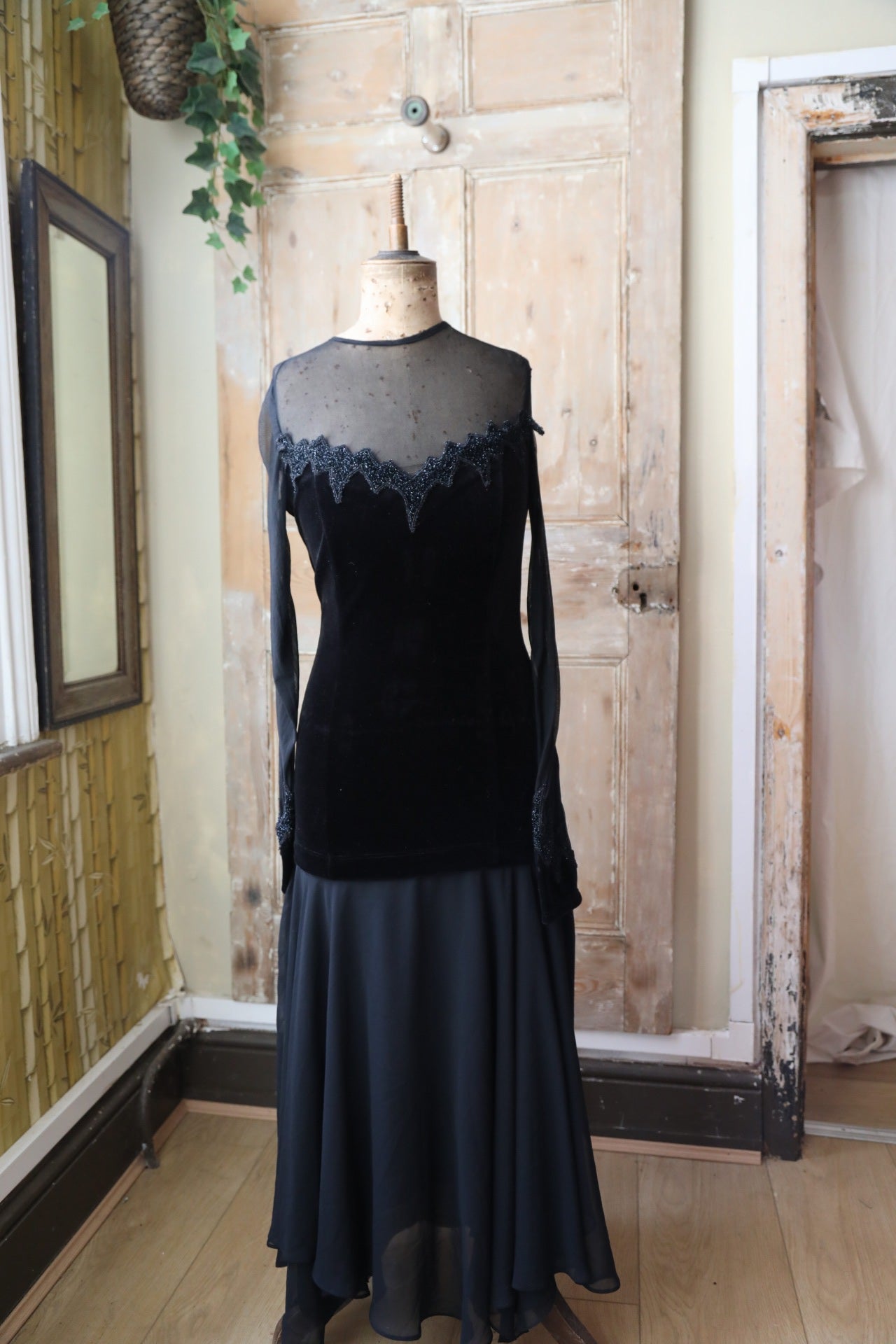 Vintage 1980s Couture Evening Dress – Vera Mont – Velvet – Drop Waist