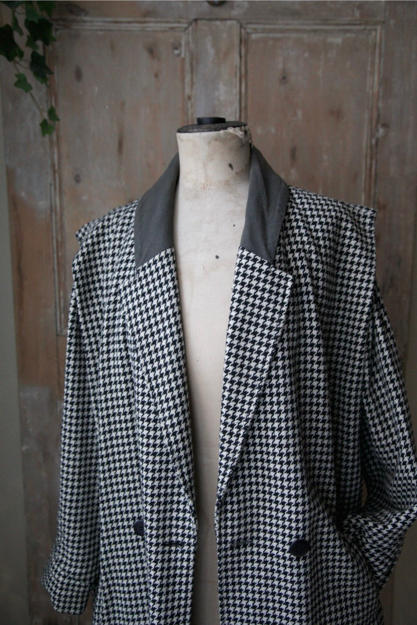 Vintage 1980s statement houndstooth jacket blazer wool mix