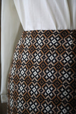 Load image into Gallery viewer, Vintage 1970s Welsh Tweed Skirt – Brown – Mid-Length A-Line
