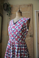 Load image into Gallery viewer, Vintage 1950s cotton floral print day dress by Continentals uk 12 - 100% cotton
