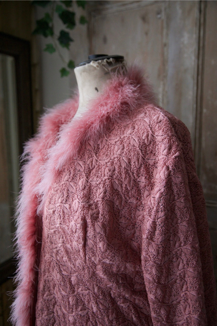 Vintage 1950s embroidered pink dressing gown - original Marabou feather